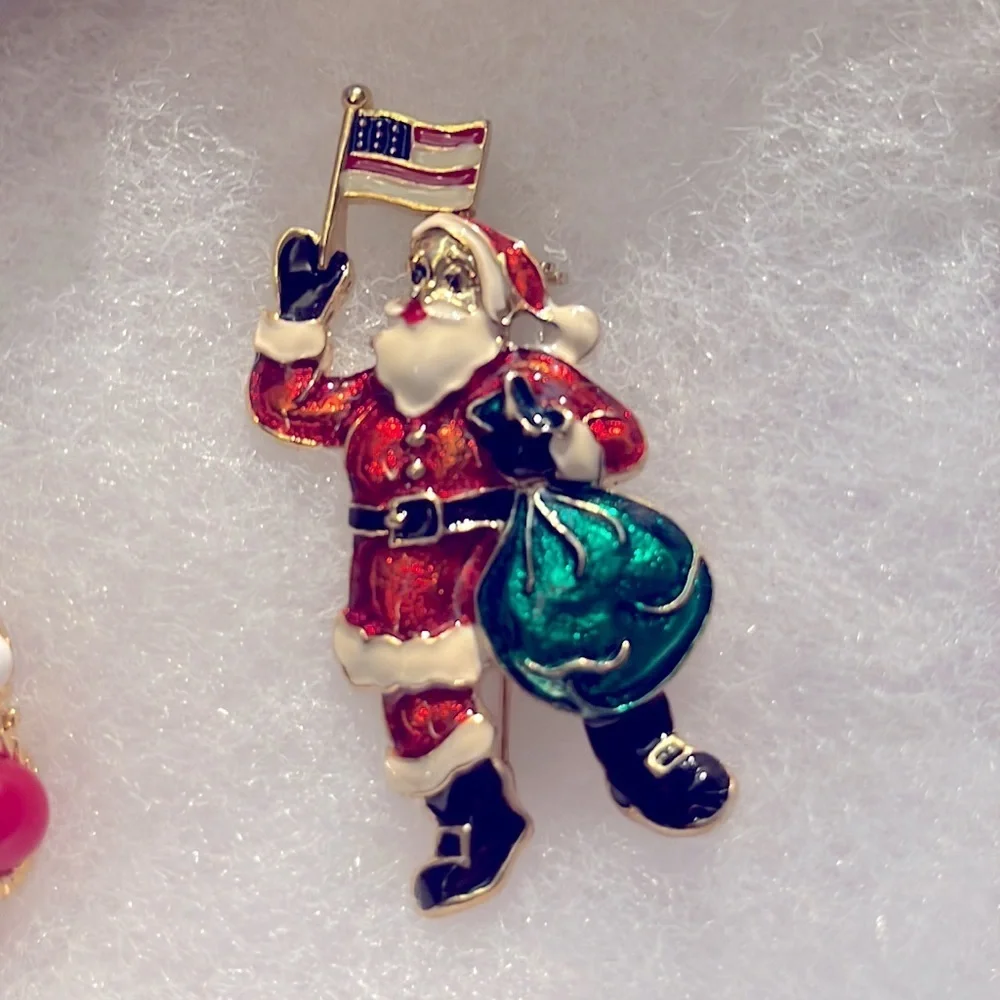🎄🎅🏻 Vintage American Flag Santa Brooch 🎅🏻🇺🇸